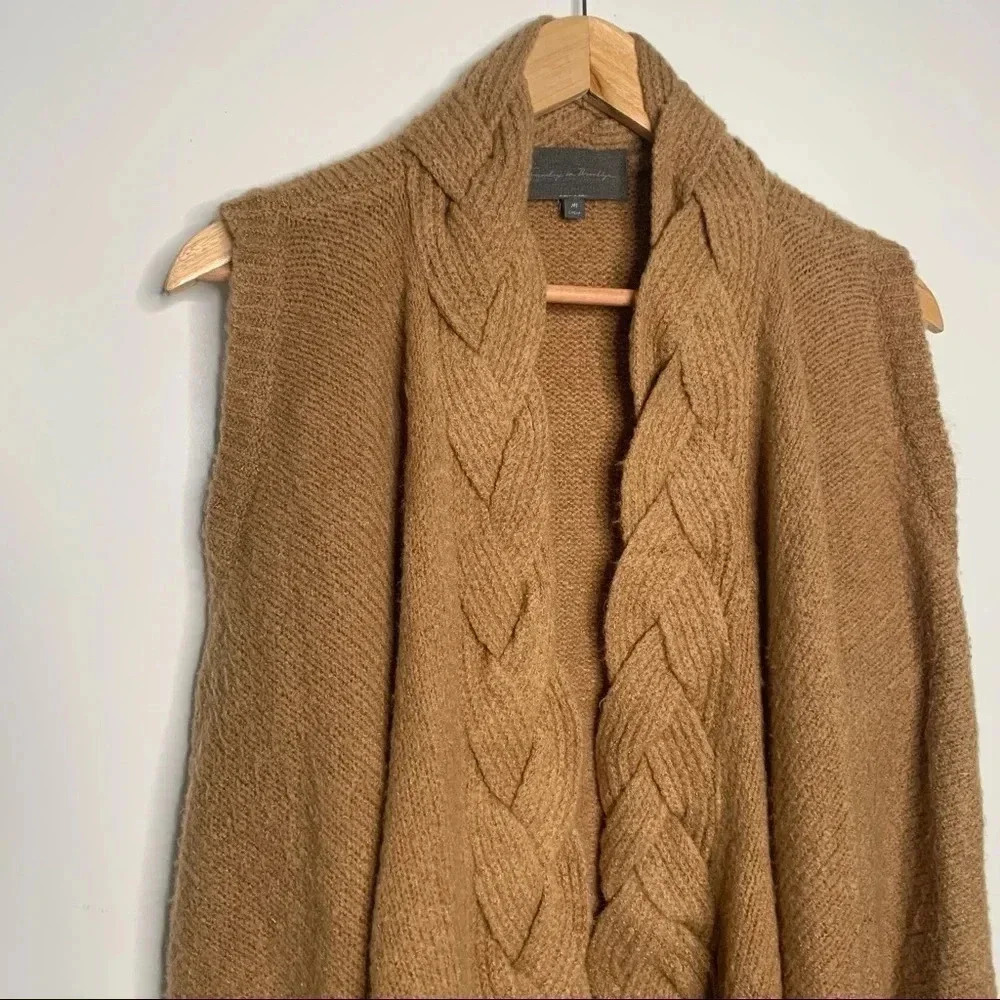 Anthropologie Sunday in Brooklyn Braided Open Sweater Vest Size Medium - Picture 10 of 10